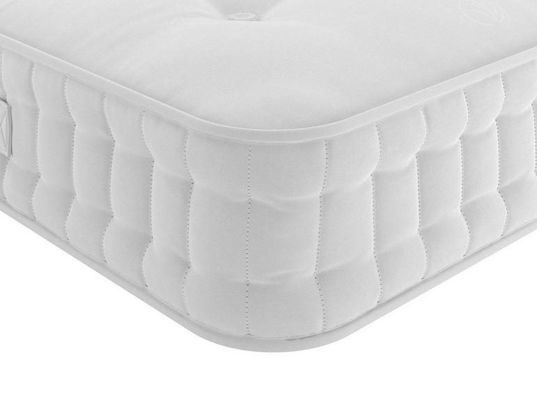 Flaxby Mattress Reviews in 2022 Is It Worth Buying?