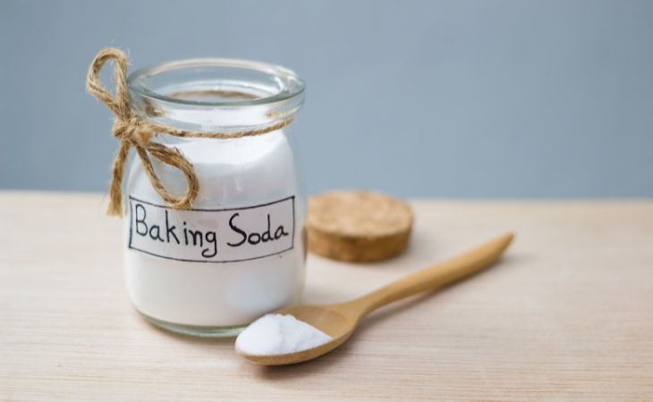 baking soda and water mixture to remove new mattress smell