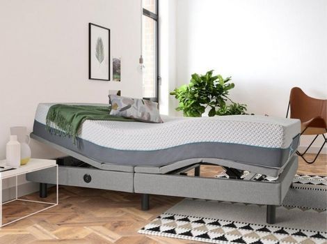 Sleepmotion 800i Adjustable Bed by dreams